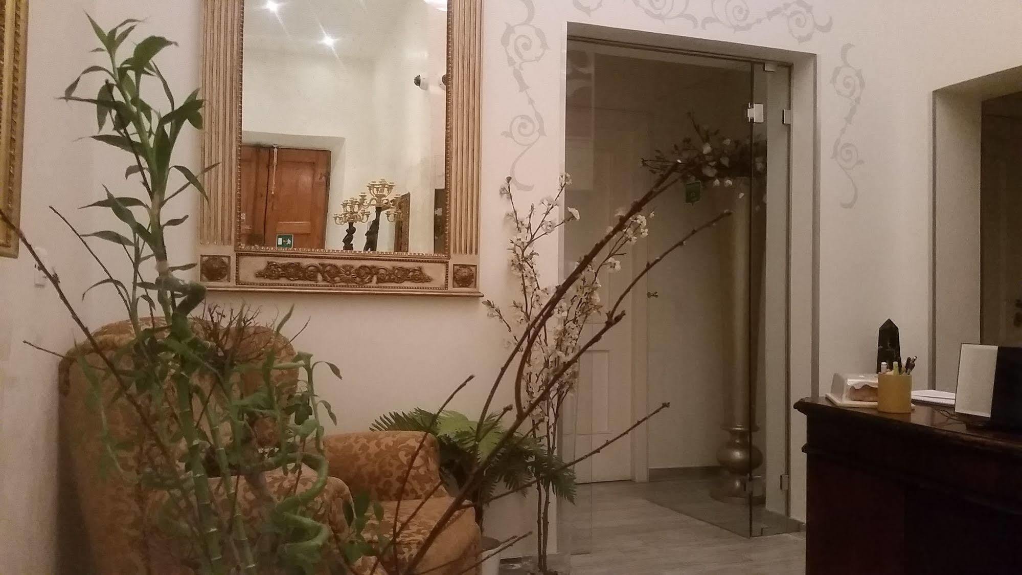 Esedra Relais 2* Roma